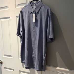 Men's Blue Short Sleeve Shirt